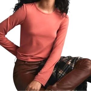 Anthropologie Long-Sleeve Raw-Edge Baby Tee Coral NEW Size M Casual Basic